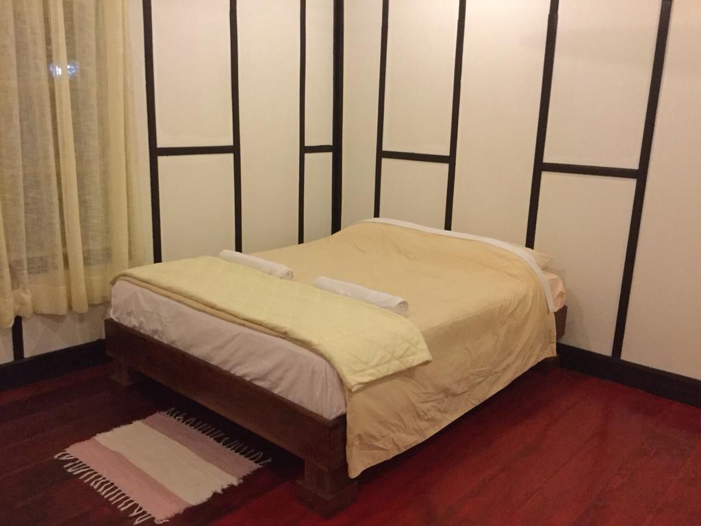 Villa Thakhek Esterno foto