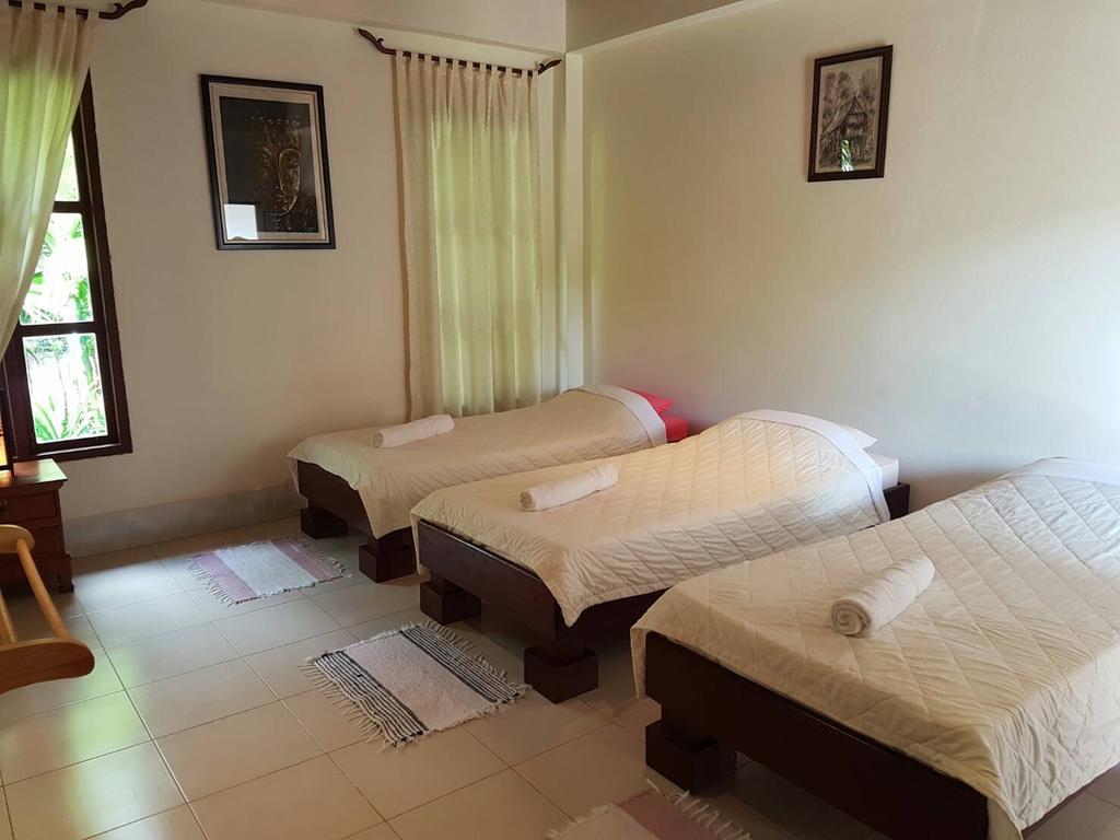 Villa Thakhek Esterno foto