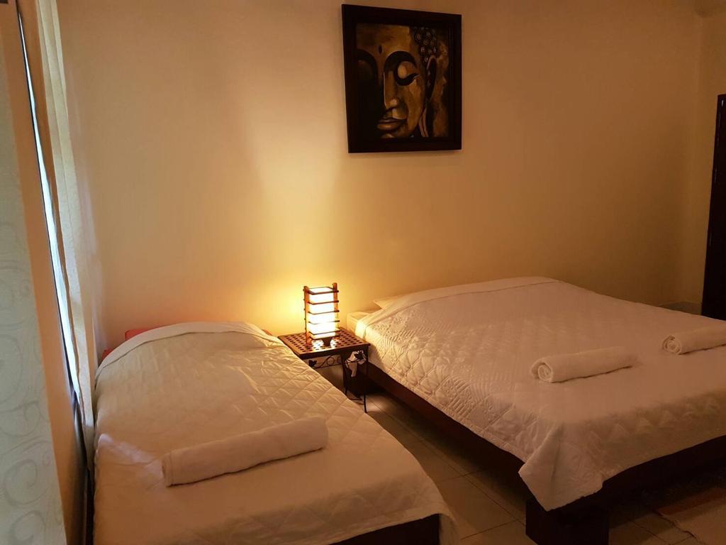 Villa Thakhek Esterno foto